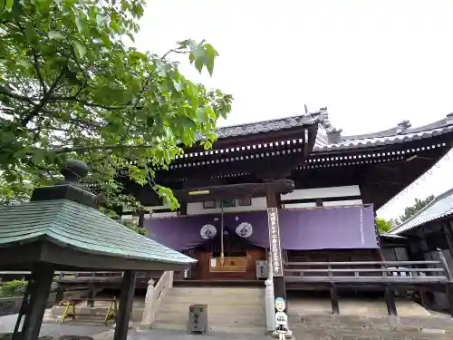 曼荼羅寺の本殿・本堂
