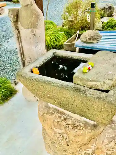 大慈寺の{uncategorized: "未分類", other: "その他", undefined: "問題あり", building: "その他建物", grave: "お墓", sacred_gate: "鳥居", guardian: "狛犬", statue: "像", buddha: "仏像", history: "歴史", nature: "自然", garden: "庭園", animal: "動物", pagoda: "塔", temizu: "手水舎", mountain_gate: "山門・神門", sanctuary: "本殿・本堂", subordinate: "末社・摂社", art: "芸術", scenery: "景色", jizo: "地蔵", ema: "絵馬", goshuin: "御朱印", omikuji: "おみくじ", items: "授与品その他", amulet: "お守り", goshuincho: "御朱印帳", eats: "食事", festival: "お祭り", votive_dance: "神楽", shichigosan: "七五三参", wedding: "結婚式", experience: "体験その他", initially: "初詣", around: "周辺", anti_infection: "感染症対策"}