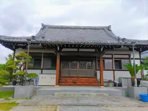 常照寺の本殿・本堂