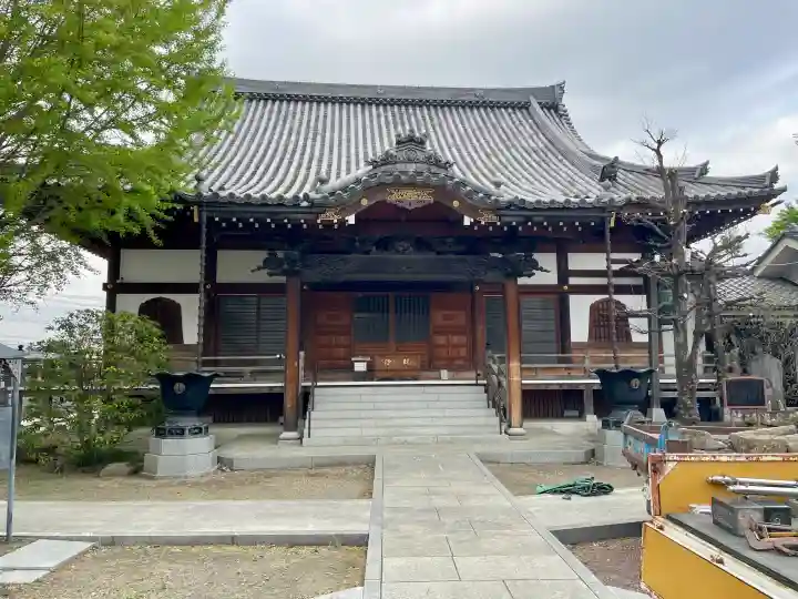 九品寺の{uncategorized: "未分類", other: "その他", undefined: "問題あり", building: "その他建物", grave: "お墓", sacred_gate: "鳥居", guardian: "狛犬", statue: "像", buddha: "仏像", history: "歴史", nature: "自然", garden: "庭園", animal: "動物", pagoda: "塔", temizu: "手水舎", mountain_gate: "山門・神門", sanctuary: "本殿・本堂", subordinate: "末社・摂社", art: "芸術", scenery: "景色", jizo: "地蔵", ema: "絵馬", goshuin: "御朱印", omikuji: "おみくじ", items: "授与品その他", amulet: "お守り", goshuincho: "御朱印帳", eats: "食事", festival: "お祭り", votive_dance: "神楽", shichigosan: "七五三参", wedding: "結婚式", experience: "体験その他", initially: "初詣", around: "周辺", anti_infection: "感染症対策"}