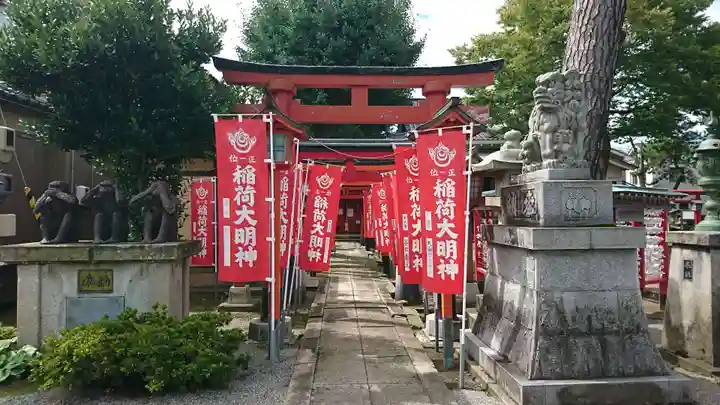 本折日吉神社の末社・摂社