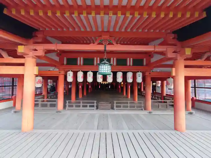 厳島神社(広島県)