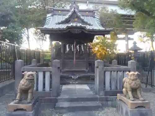 三囲神社の末社