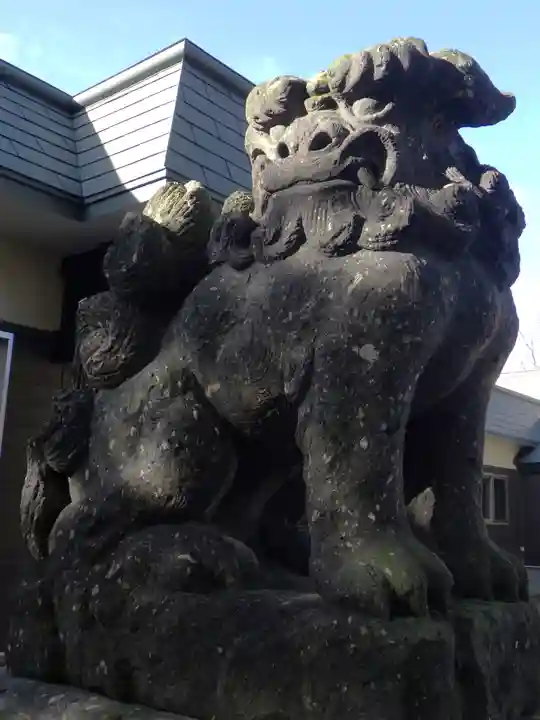 江南神社の狛犬