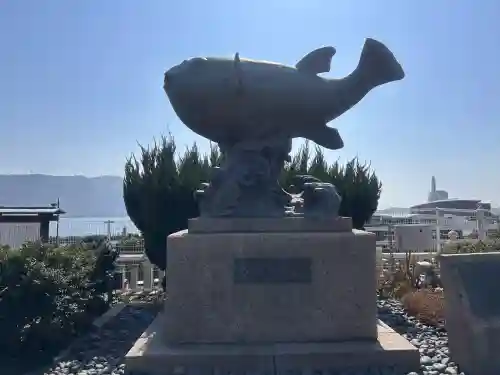 亀山八幡宮の{uncategorized: "未分類", other: "その他", undefined: "問題あり", building: "その他建物", grave: "お墓", sacred_gate: "鳥居", guardian: "狛犬", statue: "像", buddha: "仏像", history: "歴史", nature: "自然", garden: "庭園", animal: "動物", pagoda: "塔", temizu: "手水舎", mountain_gate: "山門・神門", sanctuary: "本殿・本堂", subordinate: "末社・摂社", art: "芸術", scenery: "景色", jizo: "地蔵", ema: "絵馬", goshuin: "御朱印", omikuji: "おみくじ", items: "授与品その他", amulet: "お守り", goshuincho: "御朱印帳", eats: "食事", festival: "お祭り", votive_dance: "神楽", shichigosan: "七五三参", wedding: "結婚式", experience: "体験その他", initially: "初詣", around: "周辺", anti_infection: "感染症対策"}