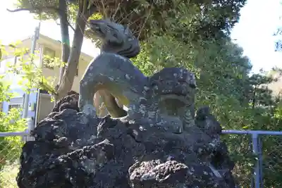 春日部八幡神社の狛犬