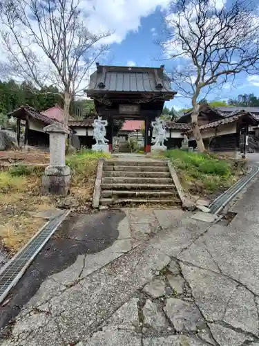 最勝院の山門