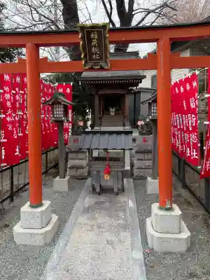 稲荷神社の{uncategorized: "未分類", other: "その他", undefined: "問題あり", building: "その他建物", grave: "お墓", sacred_gate: "鳥居", guardian: "狛犬", statue: "像", buddha: "仏像", history: "歴史", nature: "自然", garden: "庭園", animal: "動物", pagoda: "塔", temizu: "手水舎", mountain_gate: "山門・神門", sanctuary: "本殿・本堂", subordinate: "末社・摂社", art: "芸術", scenery: "景色", jizo: "地蔵", ema: "絵馬", goshuin: "御朱印", omikuji: "おみくじ", items: "授与品その他", amulet: "お守り", goshuincho: "御朱印帳", eats: "食事", festival: "お祭り", votive_dance: "神楽", shichigosan: "七五三参", wedding: "結婚式", experience: "体験その他", initially: "初詣", around: "周辺", anti_infection: "感染症対策"}