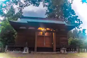 八幡神社の本殿・本堂