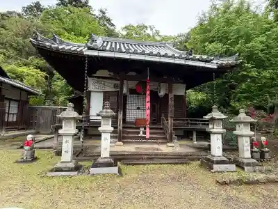 東大寺 不動堂の{uncategorized: "未分類", other: "その他", undefined: "問題あり", building: "その他建物", grave: "お墓", sacred_gate: "鳥居", guardian: "狛犬", statue: "像", buddha: "仏像", history: "歴史", nature: "自然", garden: "庭園", animal: "動物", pagoda: "塔", temizu: "手水舎", mountain_gate: "山門・神門", sanctuary: "本殿・本堂", subordinate: "末社・摂社", art: "芸術", scenery: "景色", jizo: "地蔵", ema: "絵馬", goshuin: "御朱印", omikuji: "おみくじ", items: "授与品その他", amulet: "お守り", goshuincho: "御朱印帳", eats: "食事", festival: "お祭り", votive_dance: "神楽", shichigosan: "七五三参", wedding: "結婚式", experience: "体験その他", initially: "初詣", around: "周辺", anti_infection: "感染症対策"}
