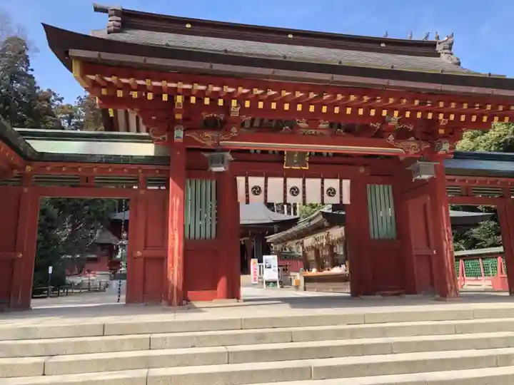 志波彦神社・鹽竈神社の山門・神門