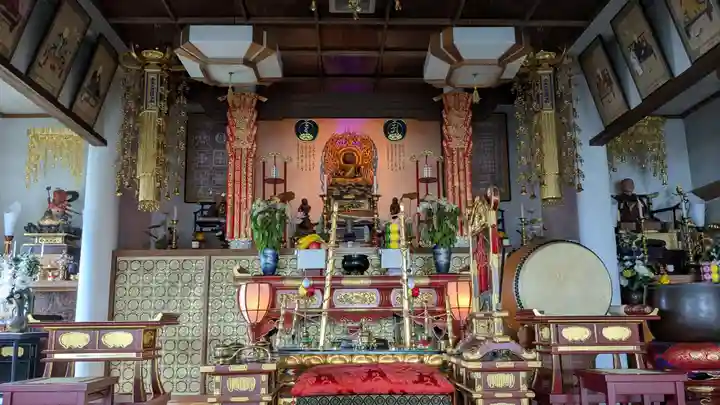 教信寺の本殿・本堂