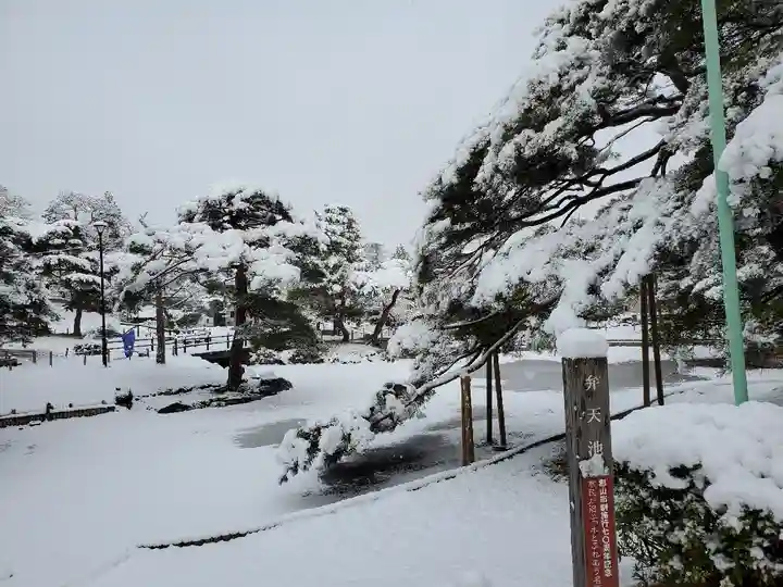 麓山弁財天(福島県)