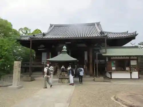 道明寺の本殿