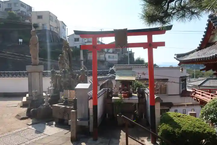 萬年寺の末社・摂社