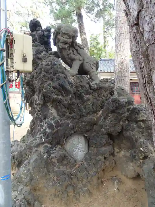 諏訪神社の狛犬