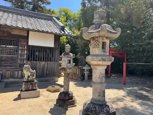 素盞男神社の建物その他