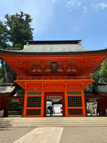 香取神宮の{uncategorized: "未分類", other: "その他", undefined: "問題あり", building: "その他建物", grave: "お墓", sacred_gate: "鳥居", guardian: "狛犬", statue: "像", buddha: "仏像", history: "歴史", nature: "自然", garden: "庭園", animal: "動物", pagoda: "塔", temizu: "手水舎", mountain_gate: "山門・神門", sanctuary: "本殿・本堂", subordinate: "末社・摂社", art: "芸術", scenery: "景色", jizo: "地蔵", ema: "絵馬", goshuin: "御朱印", omikuji: "おみくじ", items: "授与品その他", amulet: "お守り", goshuincho: "御朱印帳", eats: "食事", festival: "お祭り", votive_dance: "神楽", shichigosan: "七五三参", wedding: "結婚式", experience: "体験その他", initially: "初詣", around: "周辺", anti_infection: "感染症対策"}