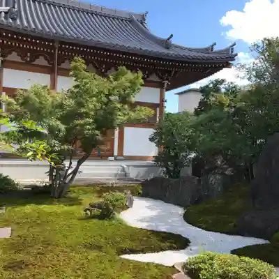 長興院の本殿・本堂