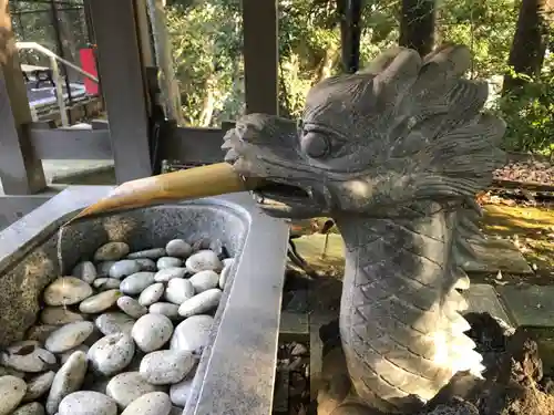 茅ヶ崎杉山神社の手水舎
