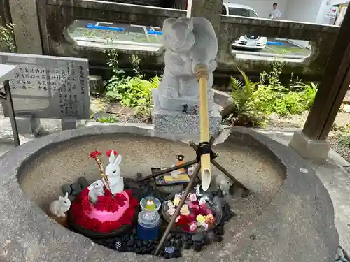 三輪神社の手水舎