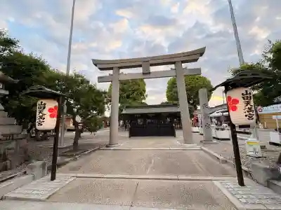 山田天満宮の{uncategorized: "未分類", other: "その他", undefined: "問題あり", building: "その他建物", grave: "お墓", sacred_gate: "鳥居", guardian: "狛犬", statue: "像", buddha: "仏像", history: "歴史", nature: "自然", garden: "庭園", animal: "動物", pagoda: "塔", temizu: "手水舎", mountain_gate: "山門・神門", sanctuary: "本殿・本堂", subordinate: "末社・摂社", art: "芸術", scenery: "景色", jizo: "地蔵", ema: "絵馬", goshuin: "御朱印", omikuji: "おみくじ", items: "授与品その他", amulet: "お守り", goshuincho: "御朱印帳", eats: "食事", festival: "お祭り", votive_dance: "神楽", shichigosan: "七五三参", wedding: "結婚式", experience: "体験その他", initially: "初詣", around: "周辺", anti_infection: "感染症対策"}