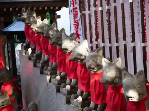 豊川稲荷東京別院の{uncategorized: "未分類", other: "その他", undefined: "問題あり", building: "その他建物", grave: "お墓", sacred_gate: "鳥居", guardian: "狛犬", statue: "像", buddha: "仏像", history: "歴史", nature: "自然", garden: "庭園", animal: "動物", pagoda: "塔", temizu: "手水舎", mountain_gate: "山門・神門", sanctuary: "本殿・本堂", subordinate: "末社・摂社", art: "芸術", scenery: "景色", jizo: "地蔵", ema: "絵馬", goshuin: "御朱印", omikuji: "おみくじ", items: "授与品その他", amulet: "お守り", goshuincho: "御朱印帳", eats: "食事", festival: "お祭り", votive_dance: "神楽", shichigosan: "七五三参", wedding: "結婚式", experience: "体験その他", initially: "初詣", around: "周辺", anti_infection: "感染症対策"}