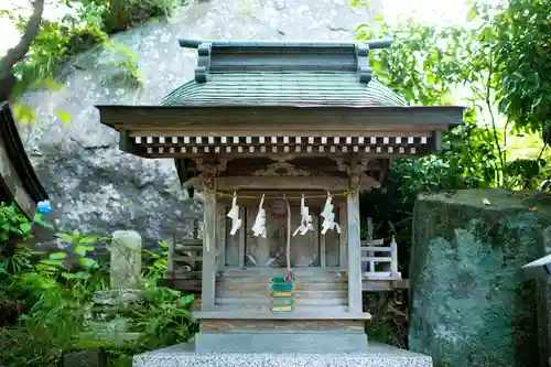 石都々古和気神社の末社