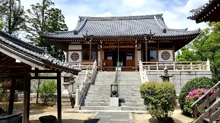 達磨寺の本殿・本堂