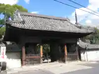 斑鳩寺の山門・神門
