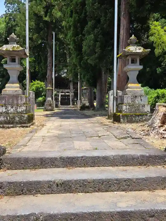 巣守神社(新潟県)