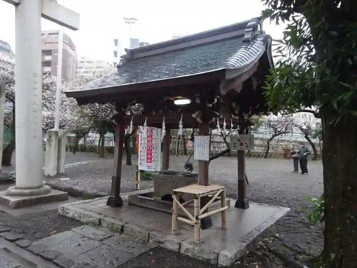 町田天満宮の手水舎