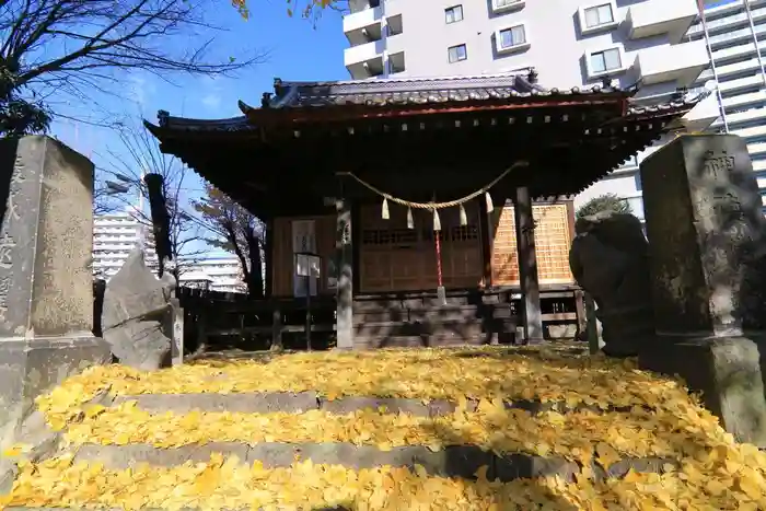 晴門田神社の本殿