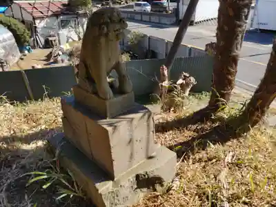 菅谷不動堂（龍泉院境外仏堂）の狛犬