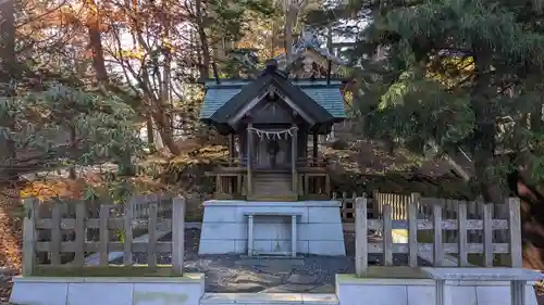 千歳神社の末社・摂社