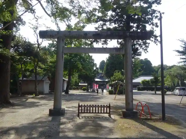 八街神社の鳥居