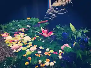 滑川神社 - 仕事と子どもの守り神の手水舎(2020年07月28日(火) 06時13分41秒投稿)