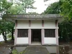 諏訪神社の本殿