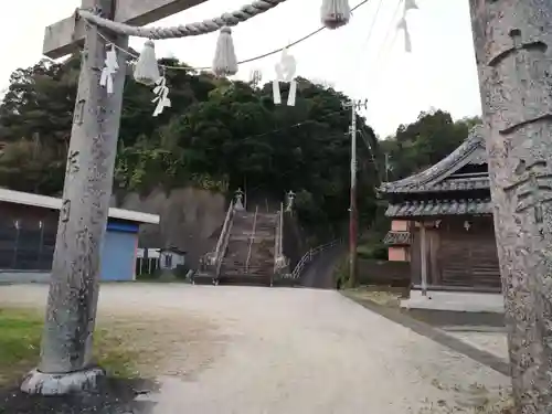 諏訪神社の建物その他