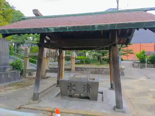 平坂熊野神社の手水舎