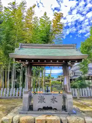 六所社（多加木）の手水舎