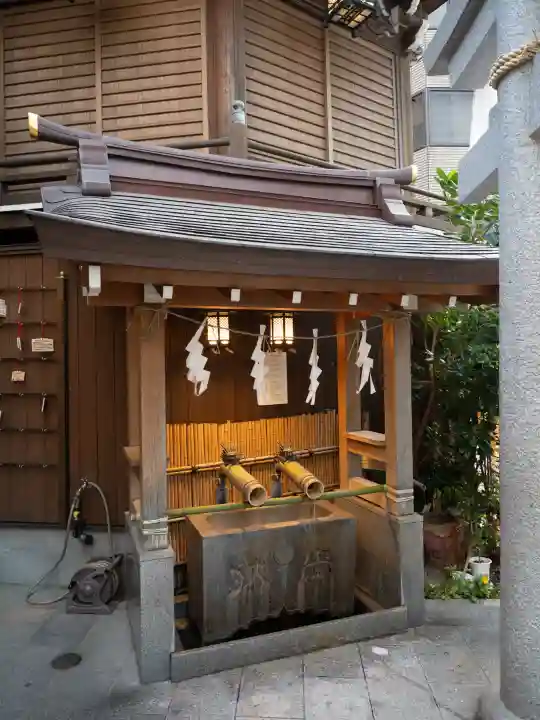 小網神社の{uncategorized: "未分類", other: "その他", undefined: "問題あり", building: "その他建物", grave: "お墓", sacred_gate: "鳥居", guardian: "狛犬", statue: "像", buddha: "仏像", history: "歴史", nature: "自然", garden: "庭園", animal: "動物", pagoda: "塔", temizu: "手水舎", mountain_gate: "山門・神門", sanctuary: "本殿・本堂", subordinate: "末社・摂社", art: "芸術", scenery: "景色", jizo: "地蔵", ema: "絵馬", goshuin: "御朱印", omikuji: "おみくじ", items: "授与品その他", amulet: "お守り", goshuincho: "御朱印帳", eats: "食事", festival: "お祭り", votive_dance: "神楽", shichigosan: "七五三参", wedding: "結婚式", experience: "体験その他", initially: "初詣", around: "周辺", anti_infection: "感染症対策"}