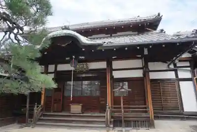 通妙寺の本殿・本堂