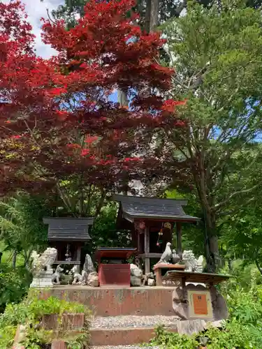 納八幡神社の本殿