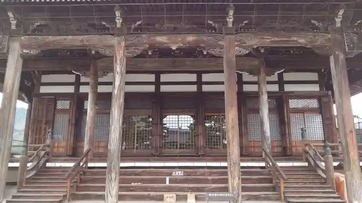 真宗寺の本殿・本堂