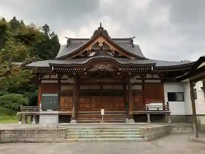 国上寺の本殿・本堂