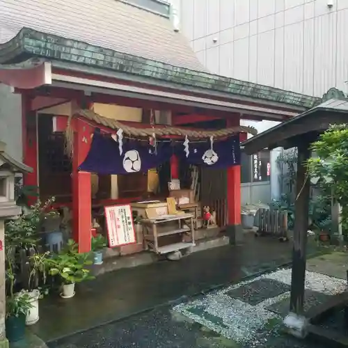 讃岐小白稲荷神社の本殿・本堂