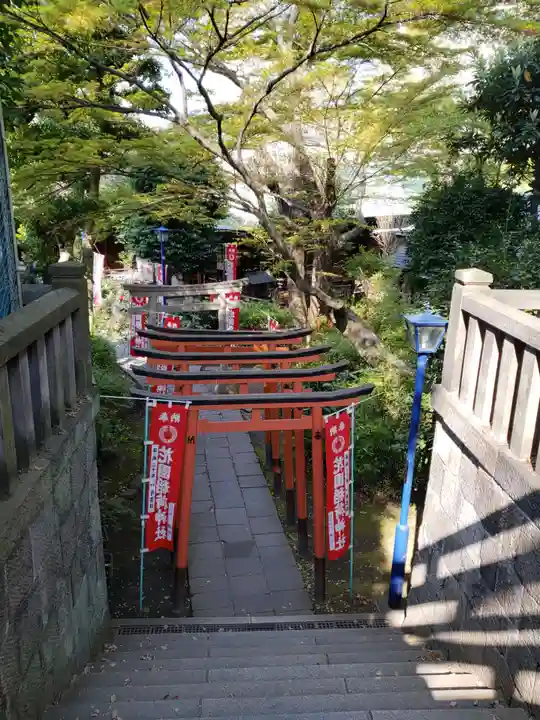 花園稲荷神社の鳥居