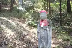 子之神社の地蔵