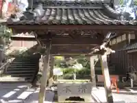 事任八幡宮の手水舎